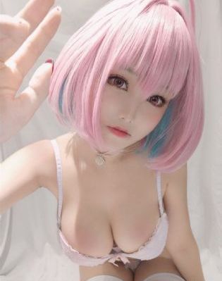 性感欧美纹身美女图片_HD免费观看韩国
